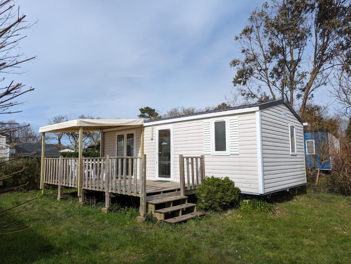 Camping De Lanven Plomeur Exteriör bild