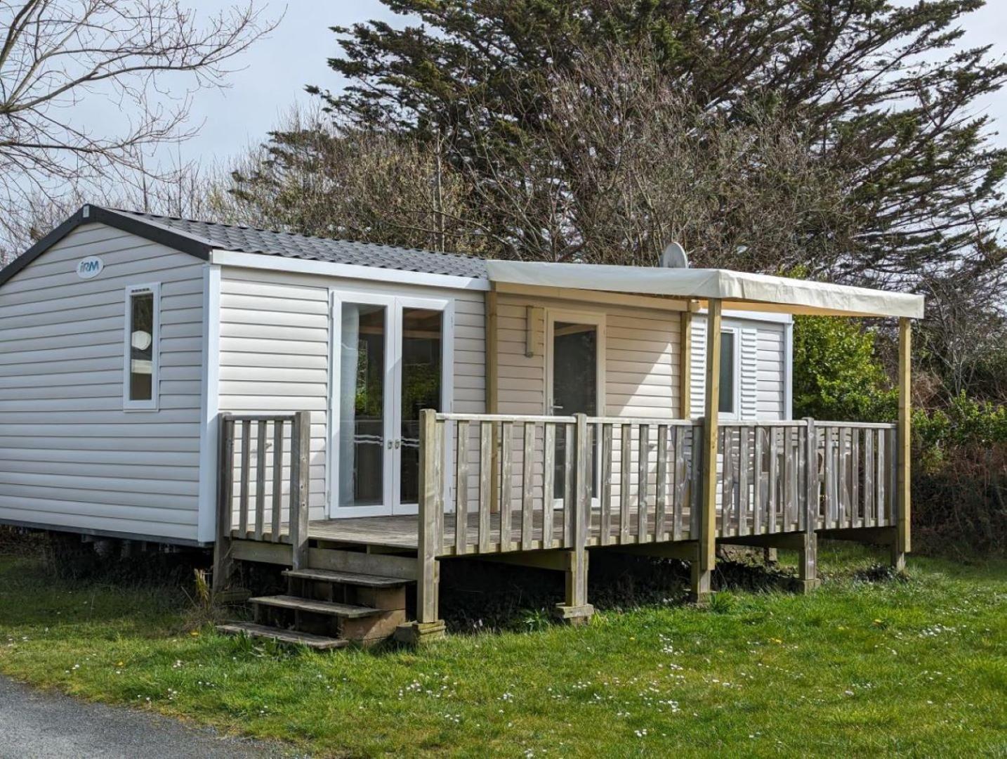 Camping De Lanven Plomeur Exteriör bild